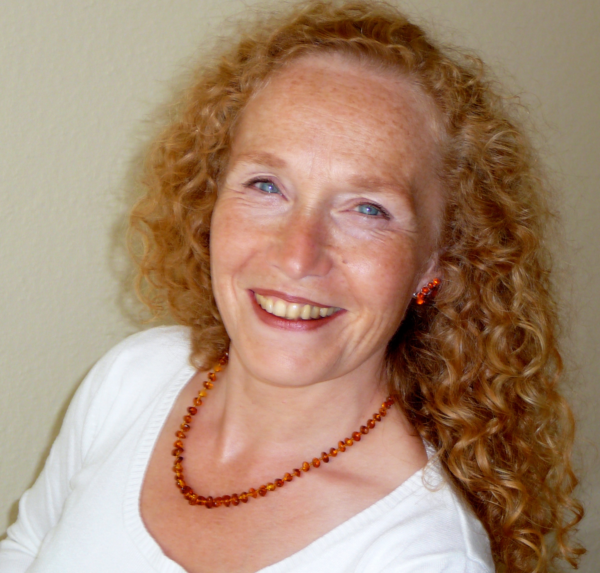 Portrait Madhu
                      Gierse-van Leer